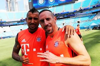 Arturo Vidal y saludo cumpleañero a Ribéry: "Te extraño hermano"