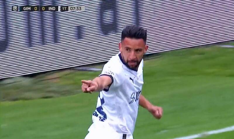 Mauricio Isla, gol en Independiente