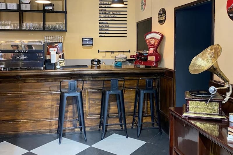 Mantiene un estilo vintage en su interior que es el complemento perfecto a esta visita.
Créditos: Google Maps.