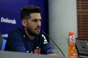 Joaquín Larrivey: "Con Ángelo y Walter nos entendemos bien"