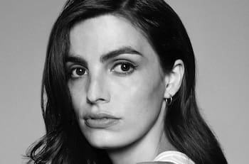 "Me parece peligroso que trabaje con niños": Lux Pascal denunció públicamente a mujer que la acosa constantemente