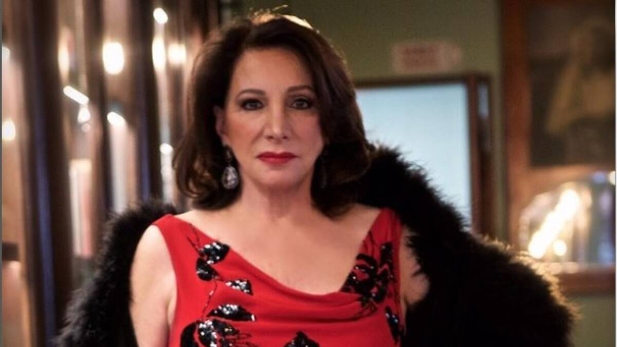 "Era una pifia desde que ponía un pie en el escenario": "Fue terrible": Gloria Simonetti rememoró su polémica primera presentación en Viña del Mar tras ser abucheada