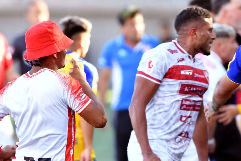 Jairo Coronel, de Deportes Copiapó, se perderá la Liguilla del Ascenso por sanción. Foto: Agencia Aton.