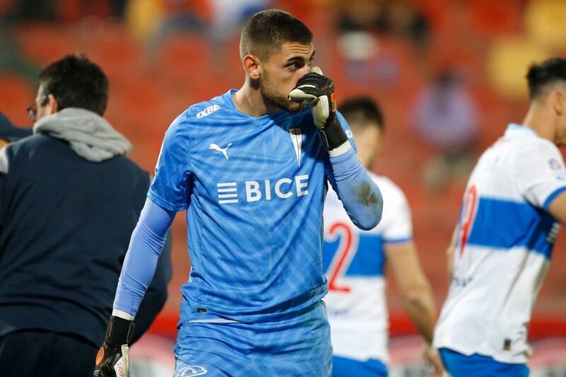 , portero de Universidad Católica. Foto: Agencia Aton.