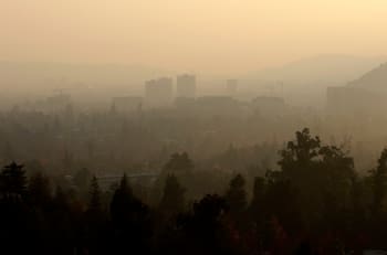 Estas son las TRES regiones más contaminadas de Chile según la IA