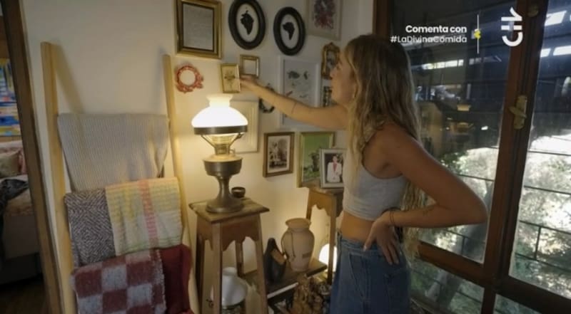 Daniela Castro colecciona piezas de arte. Créditos: Pantallazo CHV