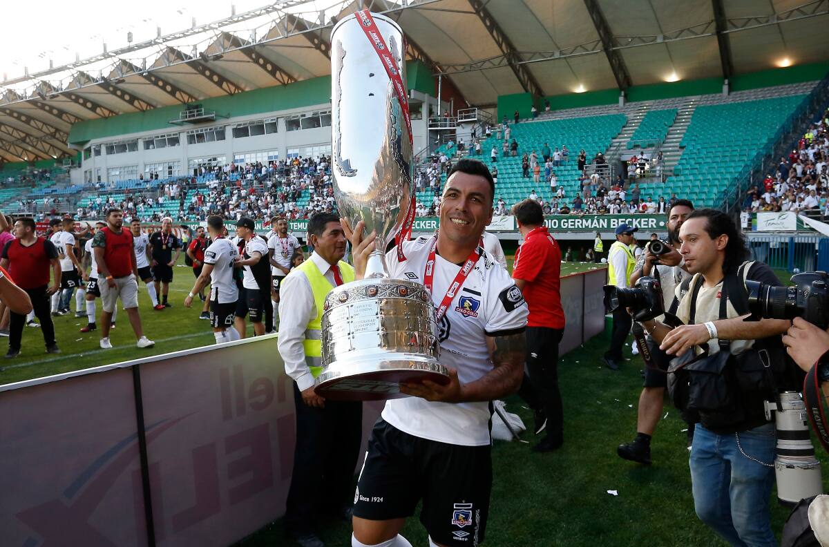 Esteban Paredes se convirtió en el nuevo propietario de San Antonio Unido