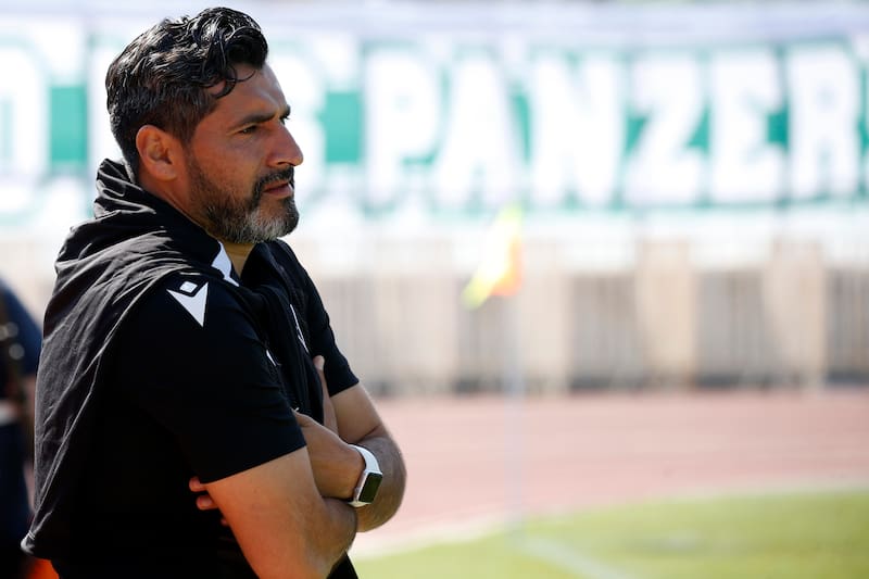 El DT interino en su paso por Santiago Wanderers. Foto: Agencia Aton