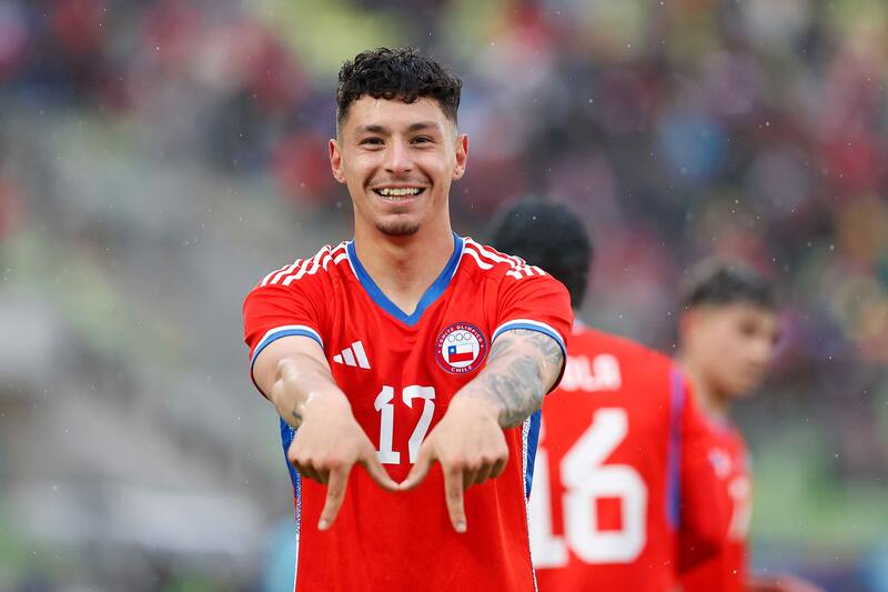 , volante de La Roja. Foto: @LaRoja.