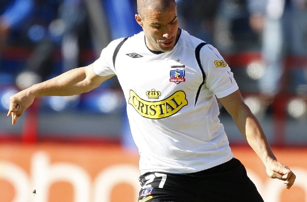 José Manuel Rey: "Les digo a mis hijos que jugué con Charles Aránguiz"