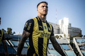 “Javier Méndez es lo más parecido a Maximiliano Falcón; es un zaguero rústico, fuerte y de juego recio”