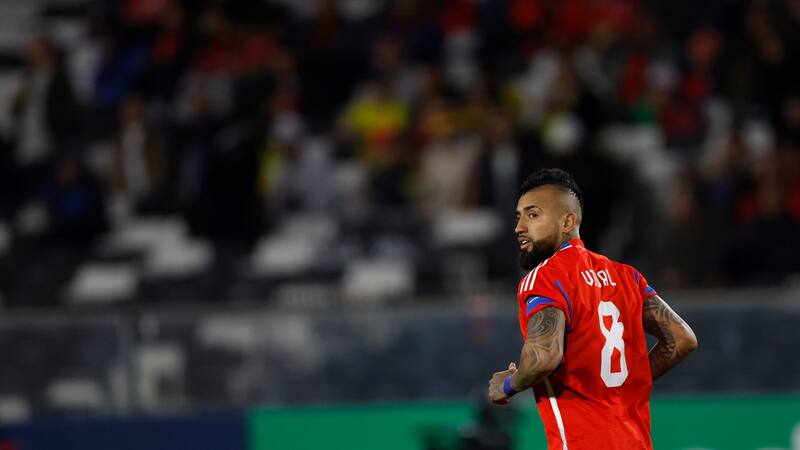 Con el retorno de Arturo Vidal: la formación de la Selección Chilena para enfrentar a Perú