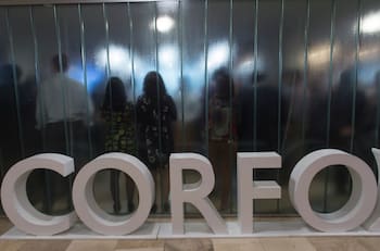 CORFO busca trabajadores: Pagan desde $1.600.000