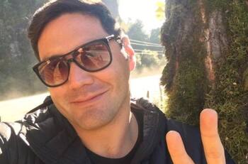 "Gracias por hacernos los hombres más felices del mundo”: Pancho Saavedra se convierte en padre junto a su esposo y le dan la bienvenida a su bebé