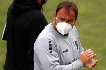 "Coto" Sierra reveló que nunca sintió reales posibilidades de asumir en La Roja