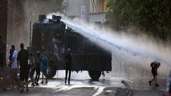 Corte Suprema ofició a Carabineros por quemaduras químicas provocadas por carros lanza aguas