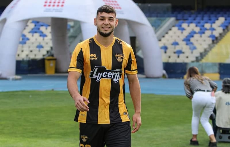 . El canterano de la UC con la camiseta del Vial.