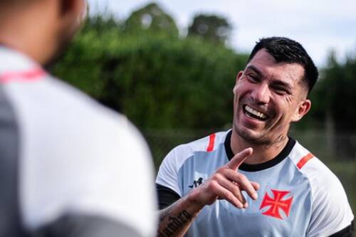 se acerca a pasos agigantados a ser jugador de la UC.