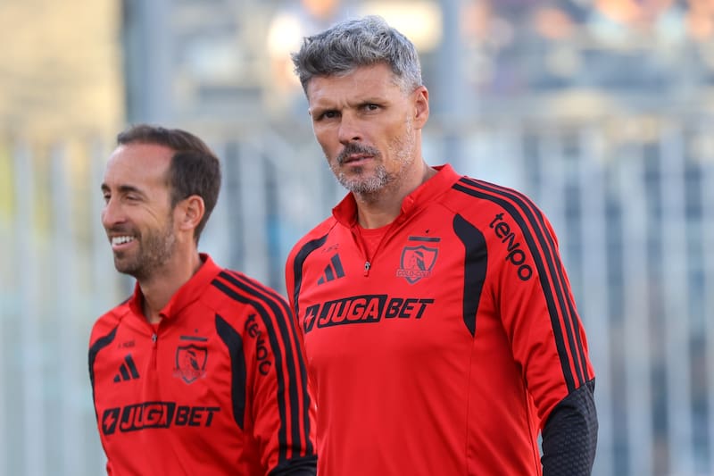 El técnico de Colo Colo. Foto: Agencia Aton.