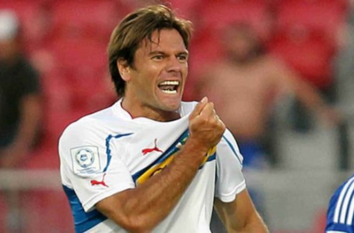 Villanueva: "Si la UC vende a Kuscevic y traen a Medel y Hernández, se arma un equipo competitivo"