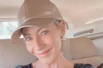 "Qué vergüenza, qué payaseo": Marcela Vacarezza disparó contra parlamentarios de RN por irónico acto contra Gabriel Boric