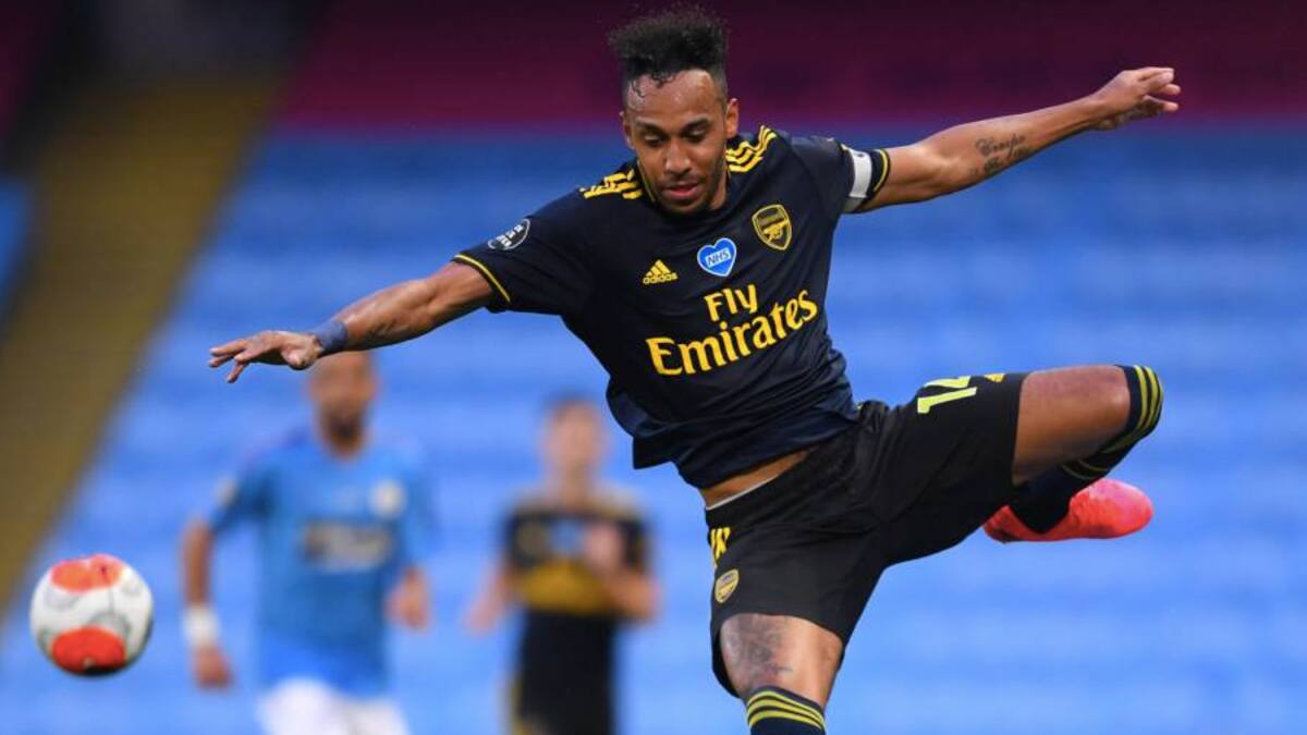 Jugador del Arsenal dio positivo antes del duelo ante Manchester City