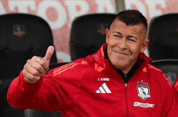 Se asustó: Jorge Almirón sorprendió a todos y toma drástica decisión