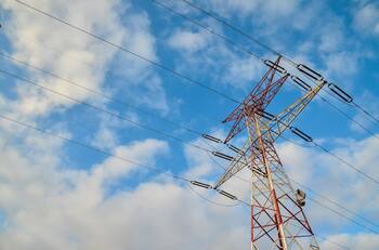 Megaproyecto eléctrico con inversión de $1.480 millones de dólares avanza en su tramitación: Conectará desde Antofagasta a la RM