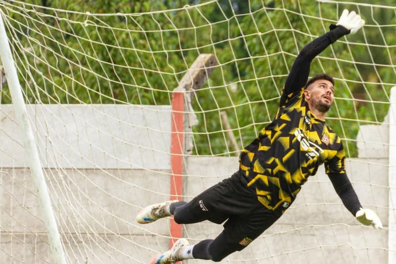 El portero de Curicó este 2026. Foto: Instagram Damián Tello.