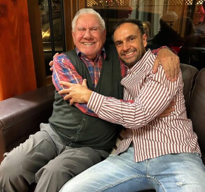 Rodrigo Sepúlveda junto a su padre, Félix Sepúlveda. Créditos: Instagram