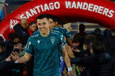 “Estoy seguro que a David Pizarro le duele ver a Wanderers en esta situación. Él también debe tener ganas de ayudar”