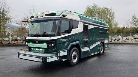 Este es el primer carro bomba eléctrico de Latinoamérica y llegará a Chile