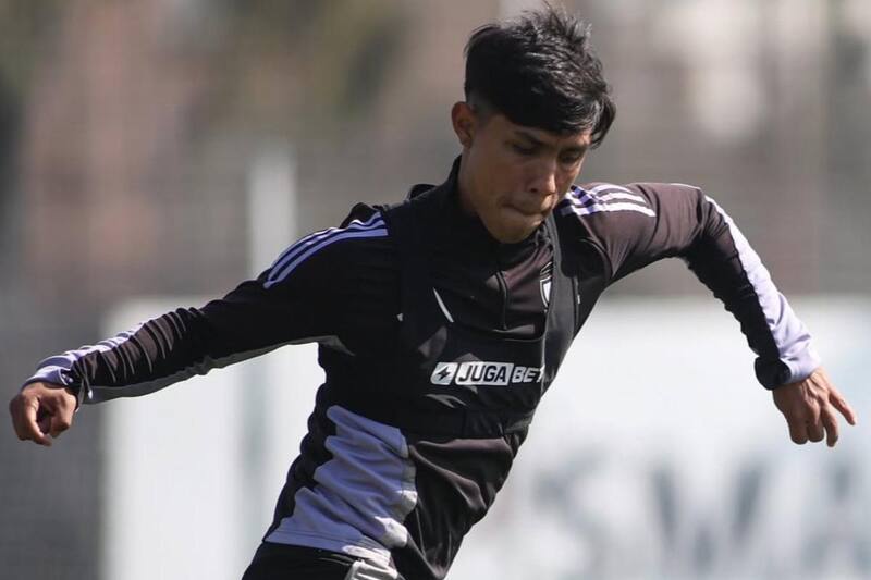 El delantero ha sido parte de los entrenamientos de Colo Colo.