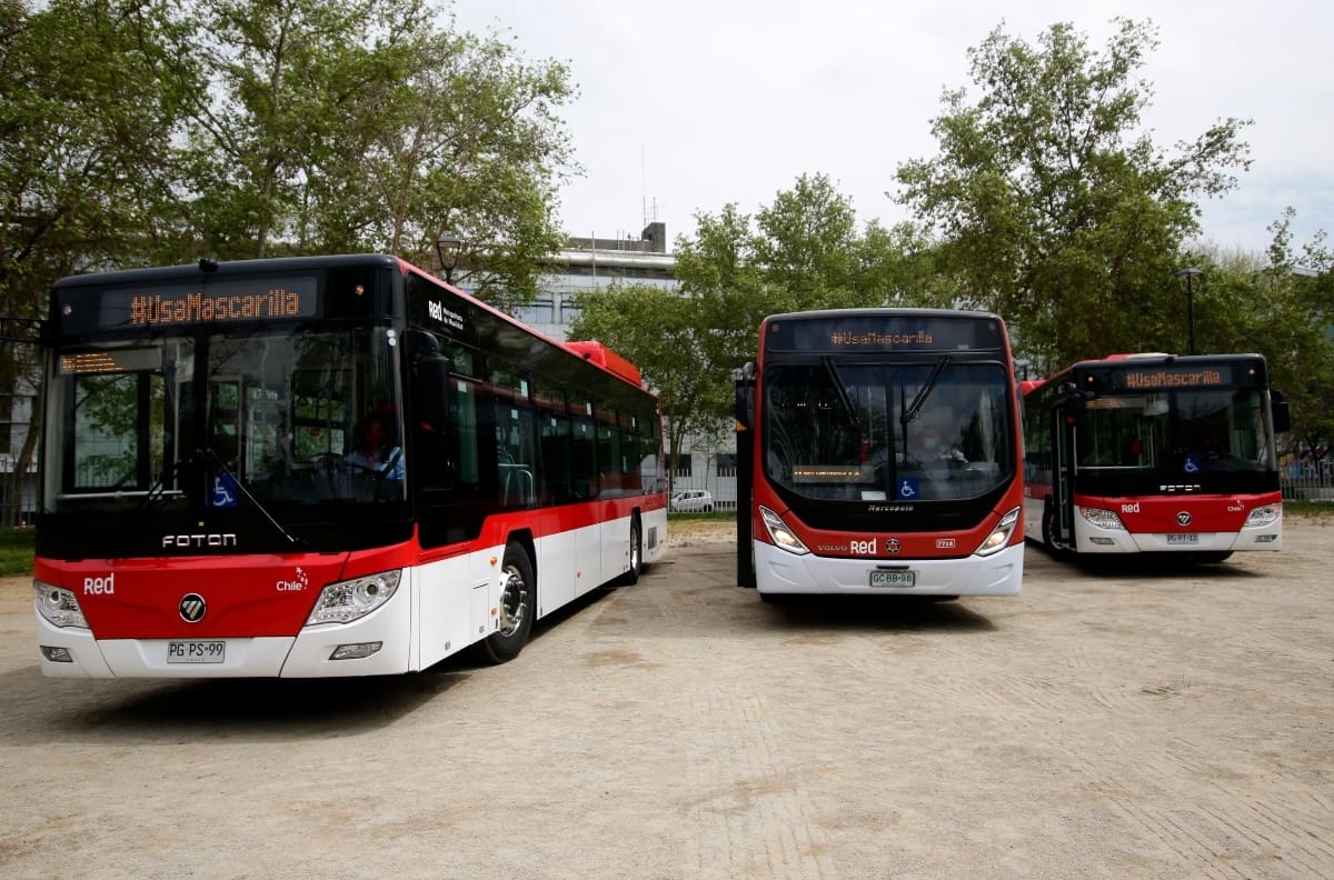 Horario del transporte en Navidad: revisa cómo funcionará el Metro y la RED de buses en Santiago
