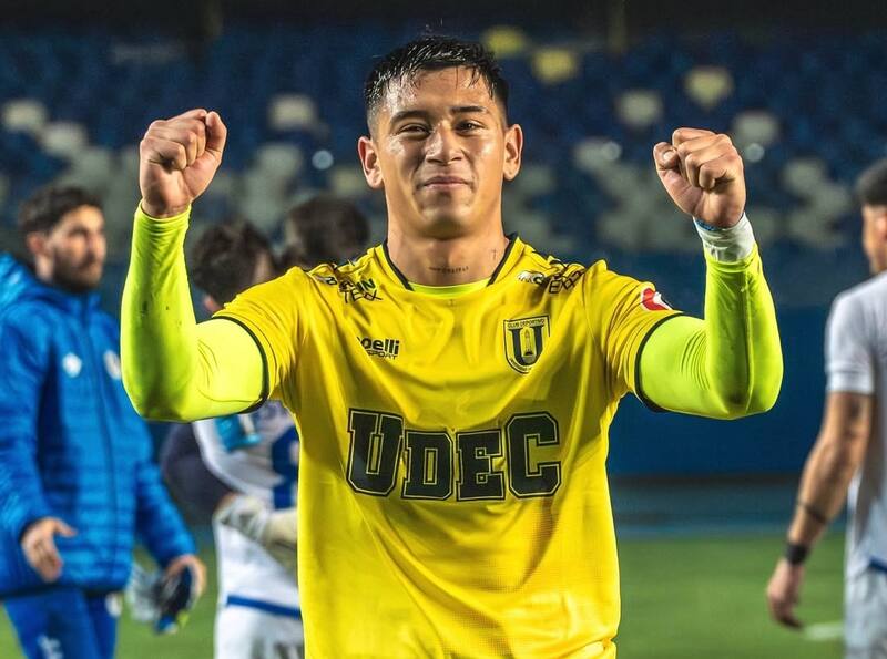 El defensa no lo pasa bien en O'Higgins.