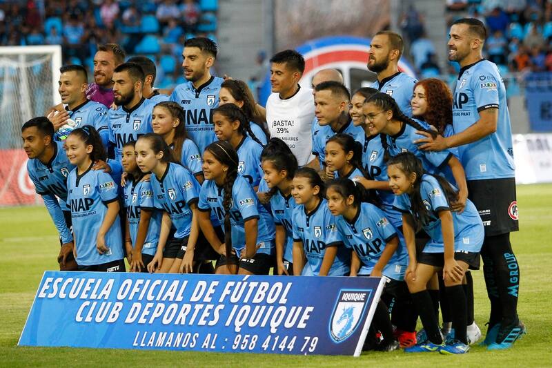 Futbol, Deportes Iquique vs O'Higgins.
Septima fecha, Campeonato Nacional 2020.
El equipo de Deportes Iquique posa para los fotografos antes del partido de primera division disputado en el estadio Tierra de Campeones.
Iquique, Chile.
07/03/2020
Alex Diaz/Photosport**********
Football, Deportes Iquique vs O'Higgins.
07th date, National Championship 2020.
Deportes Iquique's team poses for the photographers prior to the first division football match held at the Tierra de Campeones stadium.
Iquique, Chile.
07/03/2020
Alex Diaz/Photosport