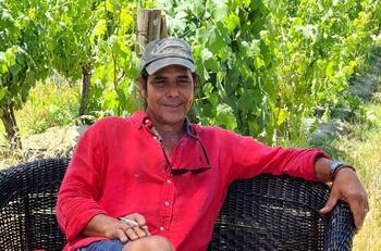 "Siempre te llevaré conmigo amor de mi vida”: Juan Falcón está de luto y se despide de importante mujer que marcó su vida