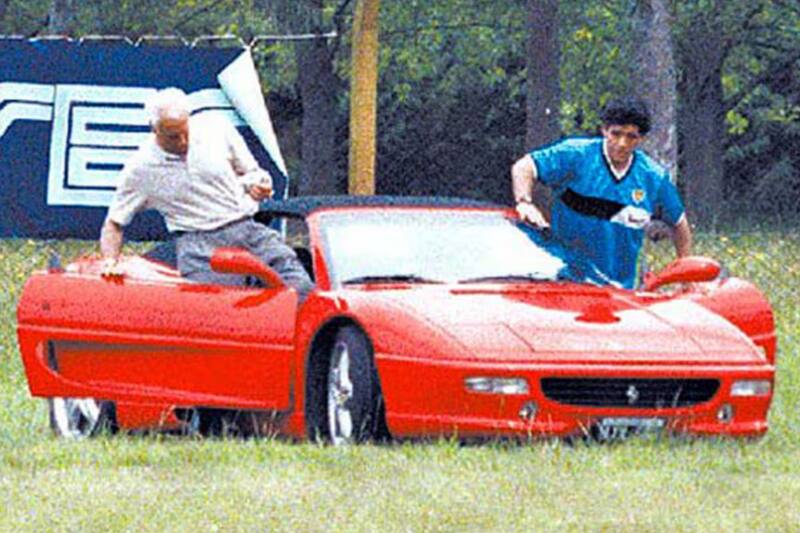 Ferrari fue una de las marcas preferidas de Maradona