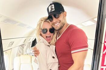 Aseguran que Sam Asghari, expareja de Britney Spears, no pudo “lidiar” con libertad de la artista tras fin de la tutela