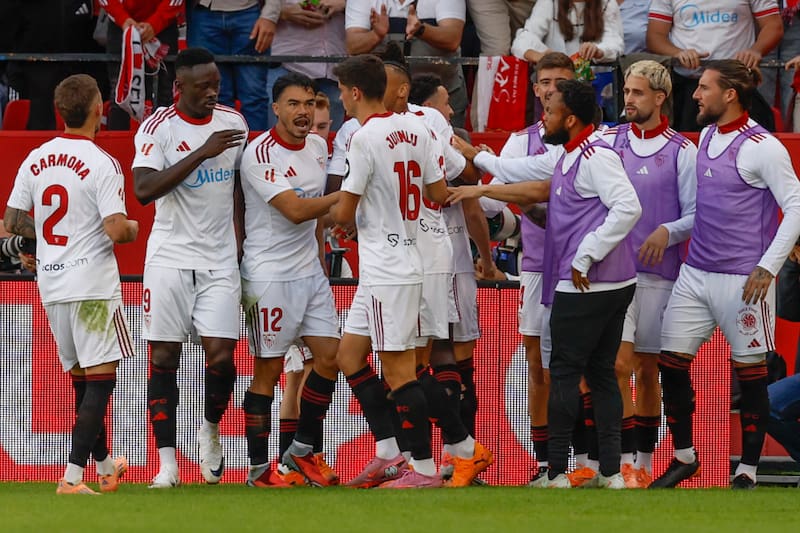 El chileno jugó todo el partido ante Osasuna. Foto: Agencia EFE.