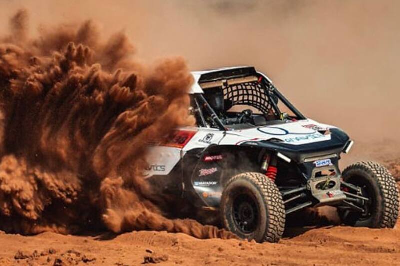 . El piloto chileno en el Dakar.