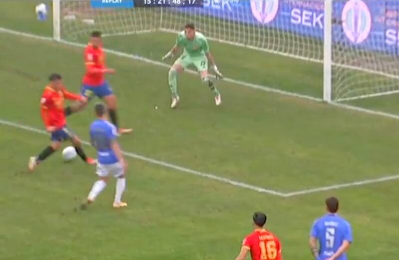 Los Hispanos abrían la cuenta en Santa Laura, pero el VAR ayudó a la U