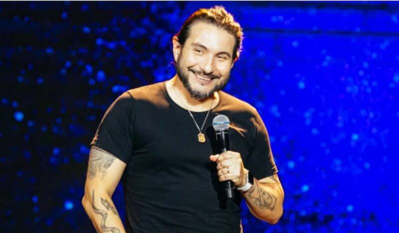 Felipe Avello fue objeto de funas en redes sociales.