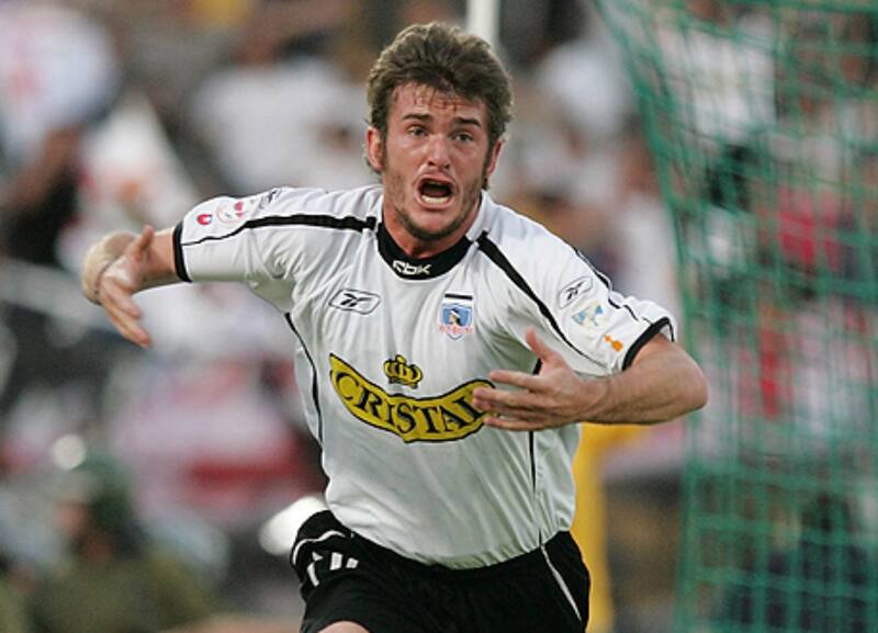 El volante recordó su olvidado gol en el Superclásico contra Universidad de Chile.