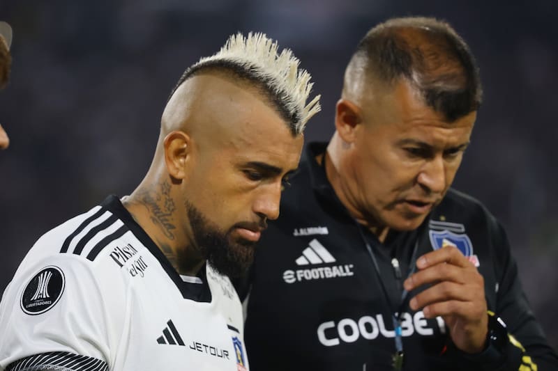 dejó fuera de la citación a Arturo Vidal y a Mauricio Isla.