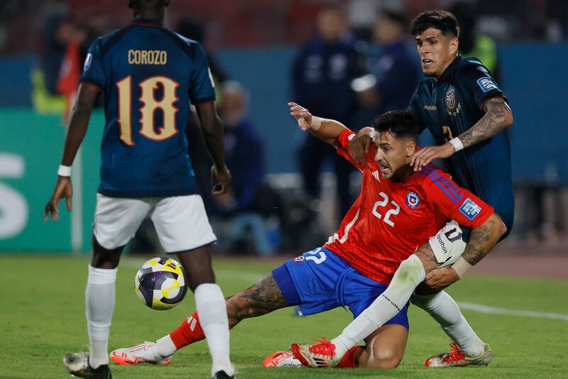 Fernando Zampedri jugando por Chile.
