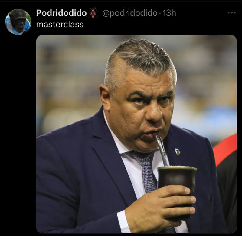 Hinchas argentinos contentos con la designación del chileno Piero Maza.