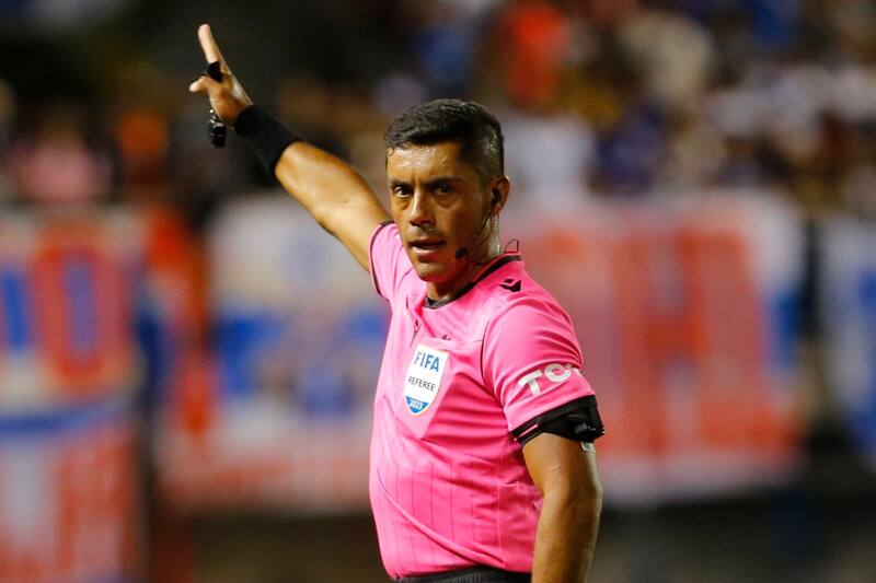 Nicolás Gamboa fue sancionado con ocho fechas sin dirigir (Foto: Aton)