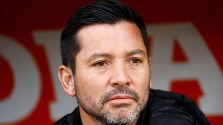 Sufre Arrué: dos jugadores de Ñublense quedan en duda previo a debut en Copa Libertadores