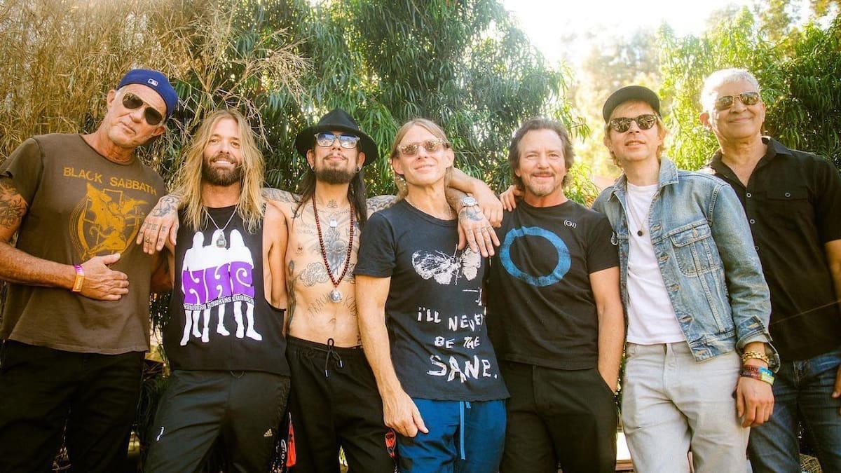 Luto en el rock mundial: Taylor Hawkins, baterista de Foo Fighters, falleció este viernes en Colombia